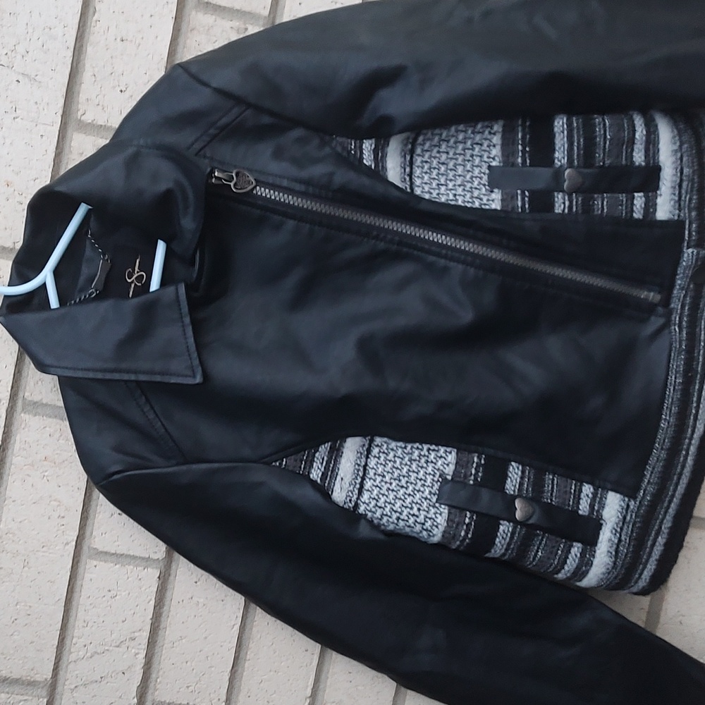 Jessica Simpson Jacket - Picture 7 of 11